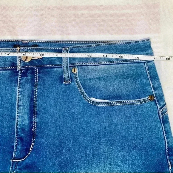 🌺🤩 Cotton Jeans Skirt with a Handmade by  Me embroidery 🪡🌺🤩 - Picture 4 of 8